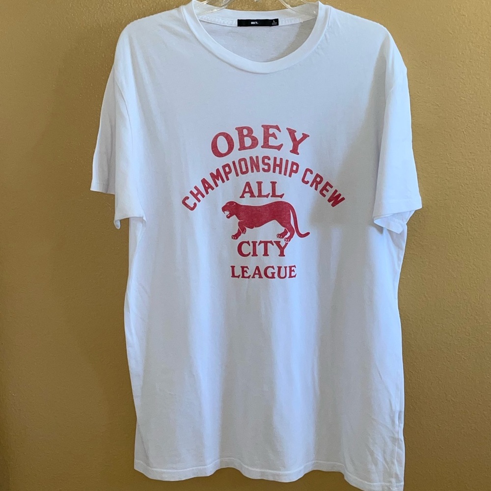 Obey Graphic T-shirt